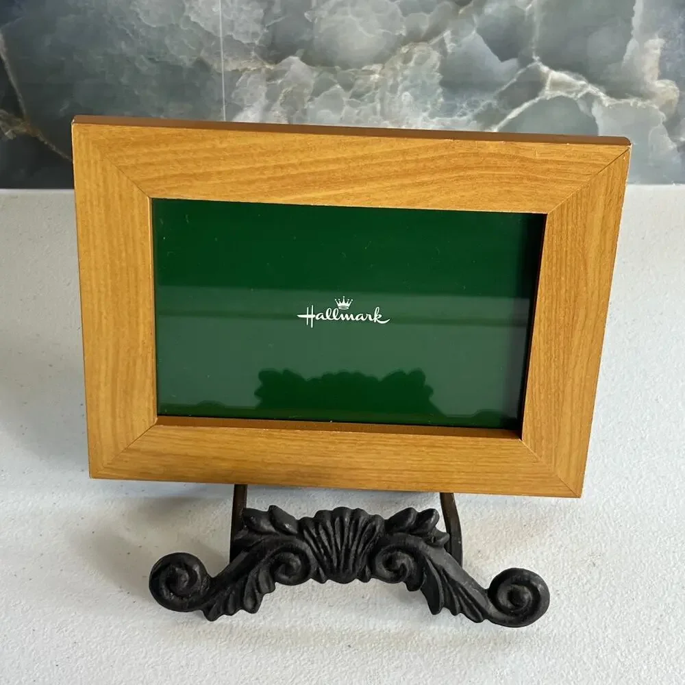 Hallmark Wood Landscape Photo Frame Fits 4