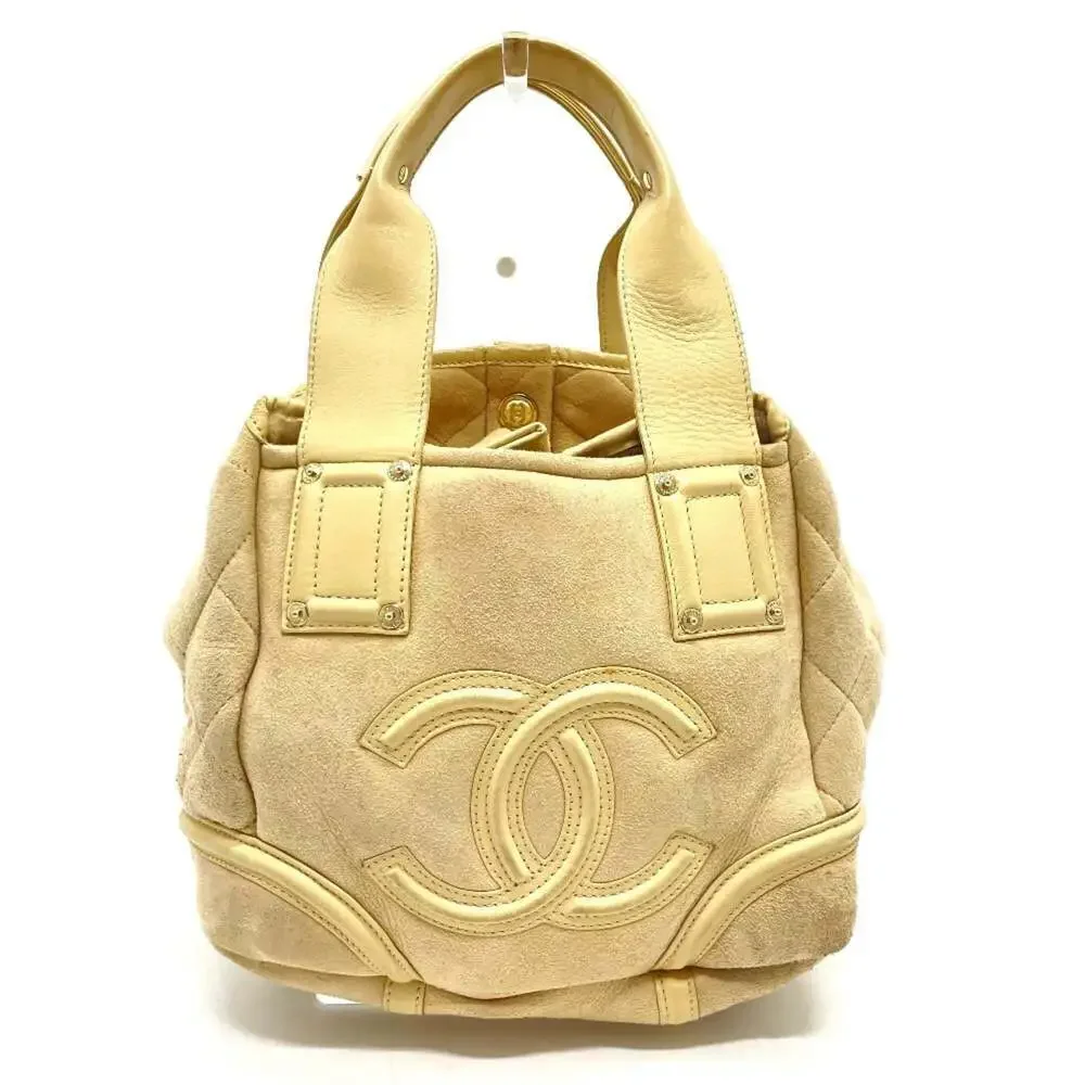 CHANEL Cream Bag