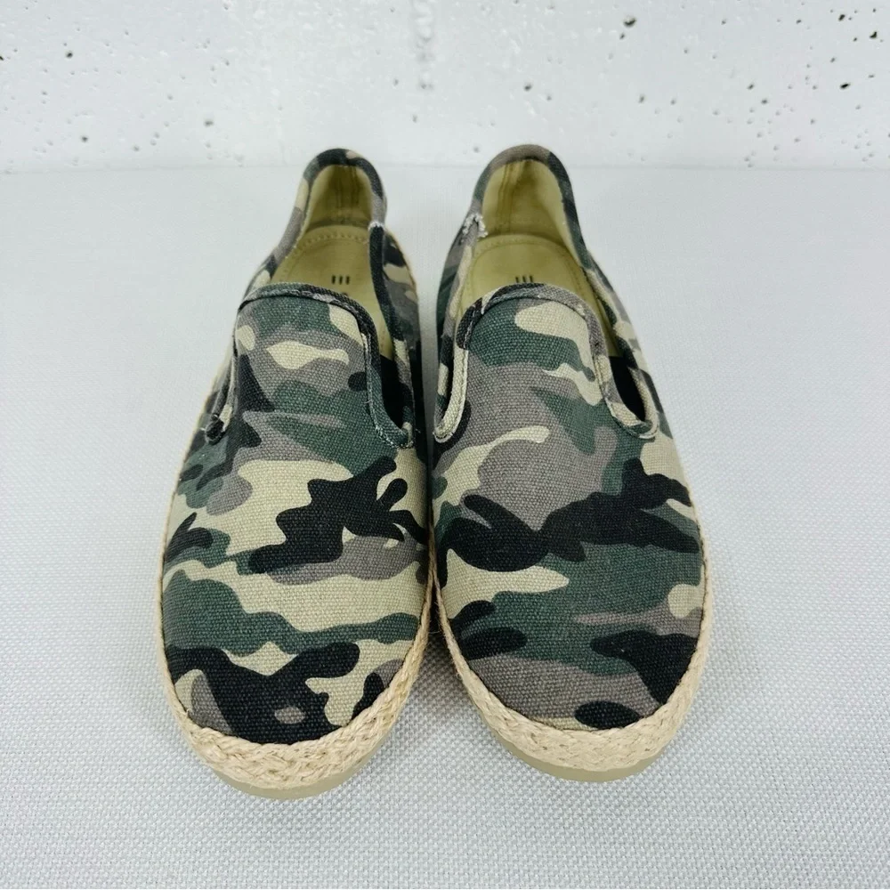 Esprit good flats