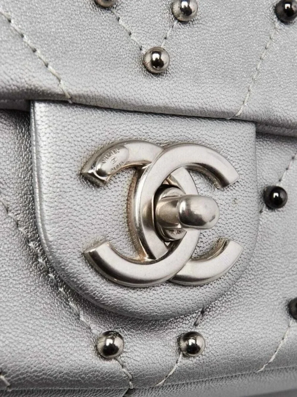 CHANEL silver opening good