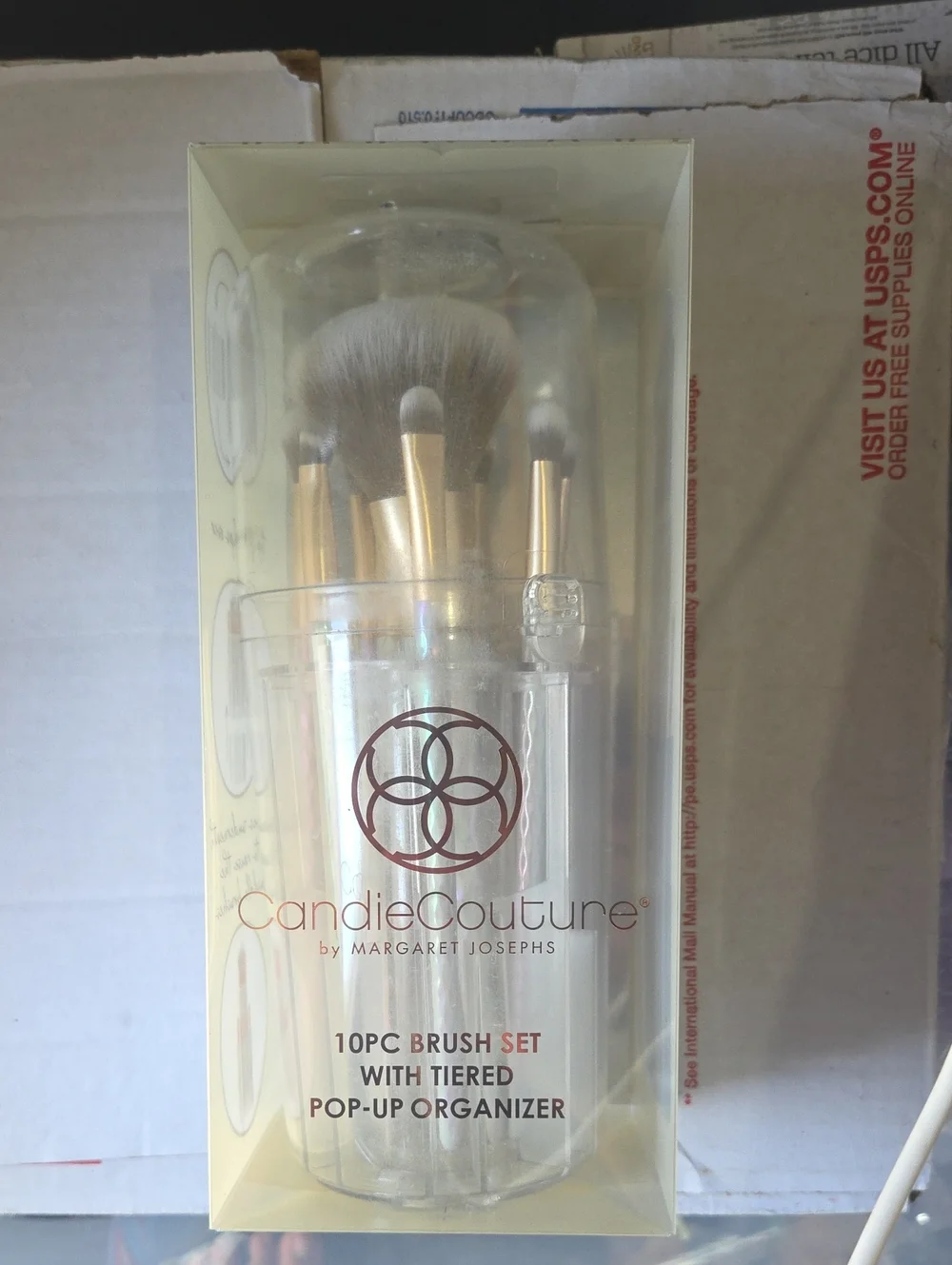 10-Piece Makeup Brush Set - Gold Handles with White Bristles
