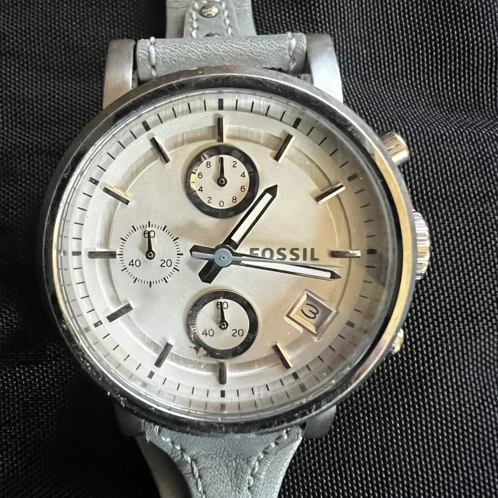 Fossil es3820 women