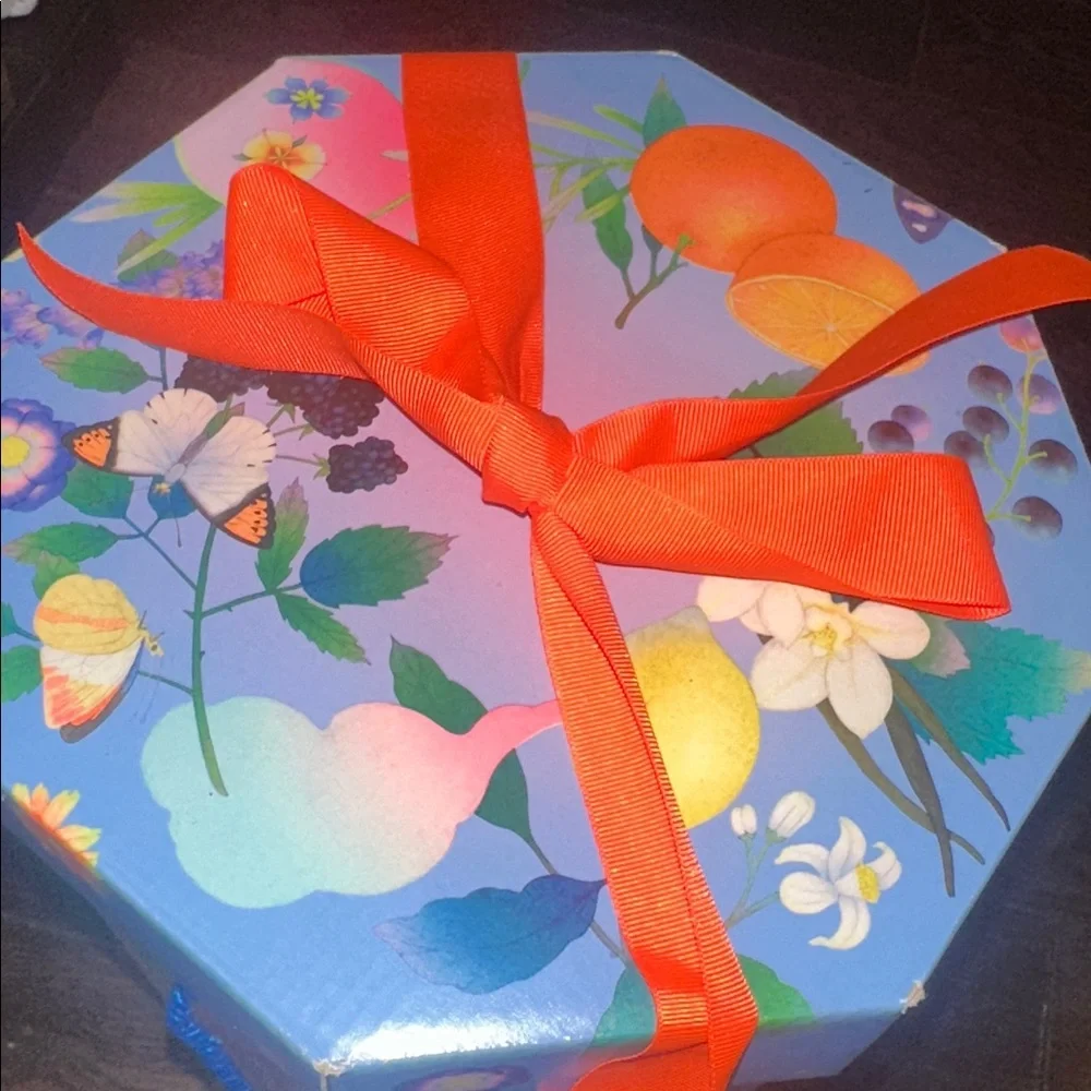 Lush beautiful box