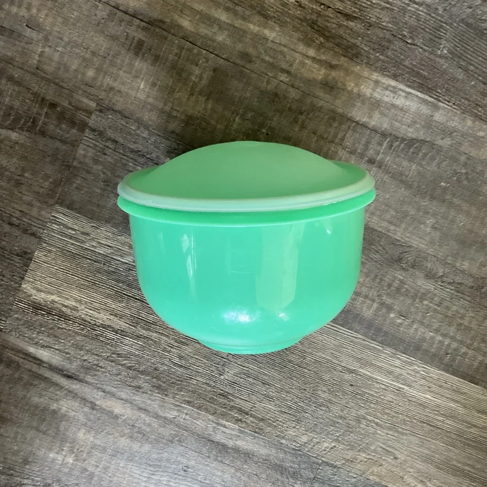 Tupperware crisp it
