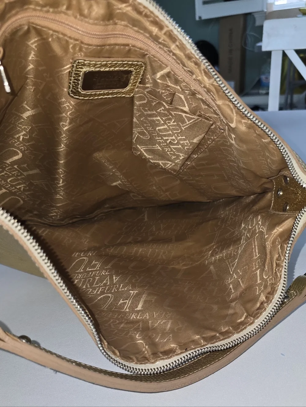 Furla lovely purse