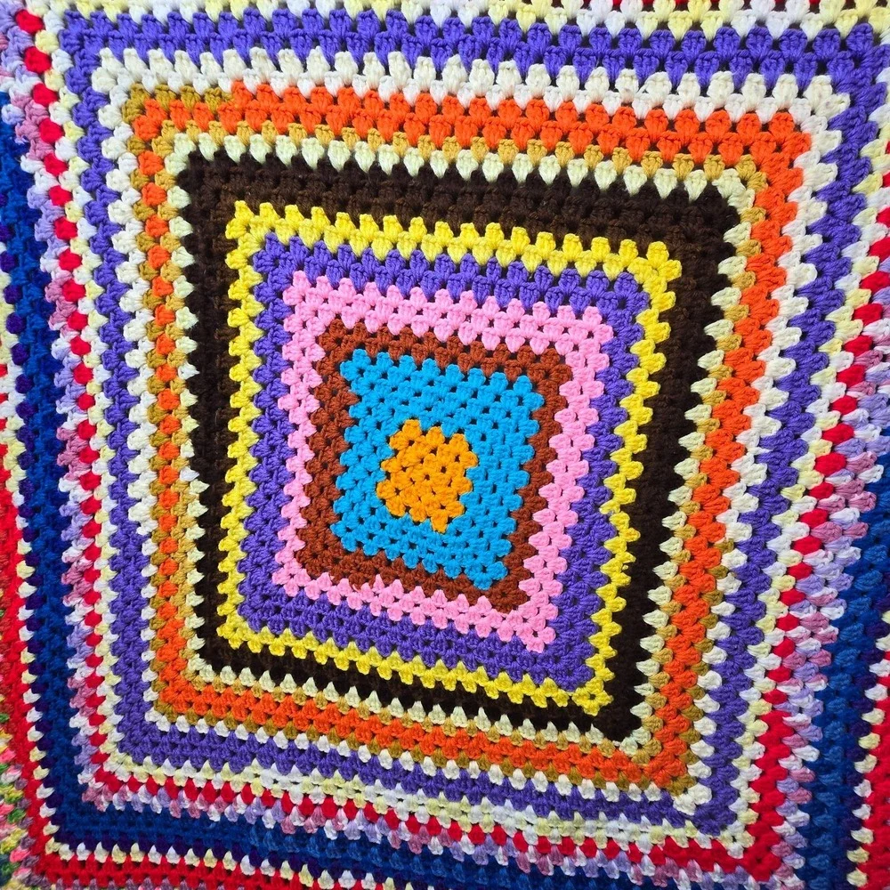 Vintage Handmade‎ Crochet Afghan Granny Square Throw Blanket Retro Boho Roseanne