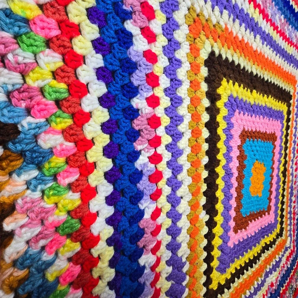 Vintage Handmade‎ Crochet Afghan Granny Square Throw Blanket Retro Boho Roseanne