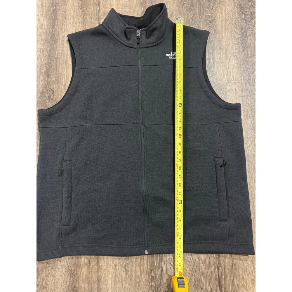 The North Face Mens Circular Design Fleece Vest Black XXL NF0A87RM Full Zip