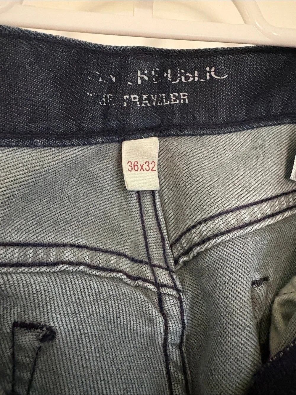Banana Republic men’s banana