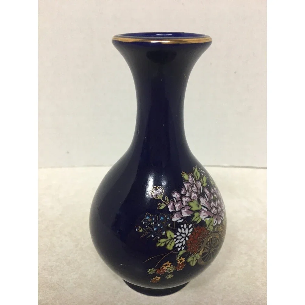 Handcrafted vintage small