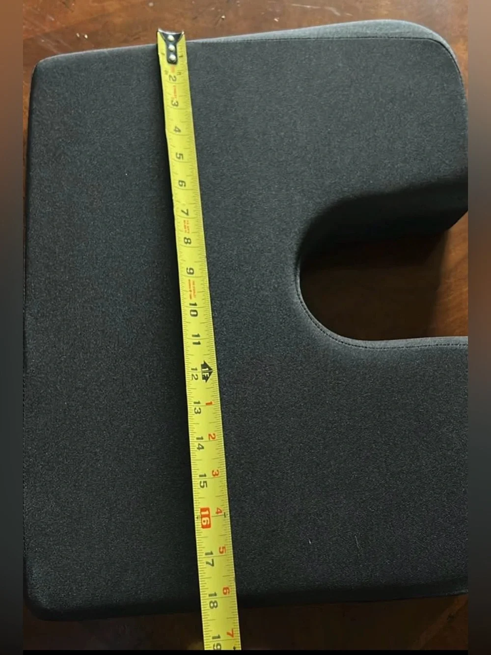 N/A ergonomic shaped