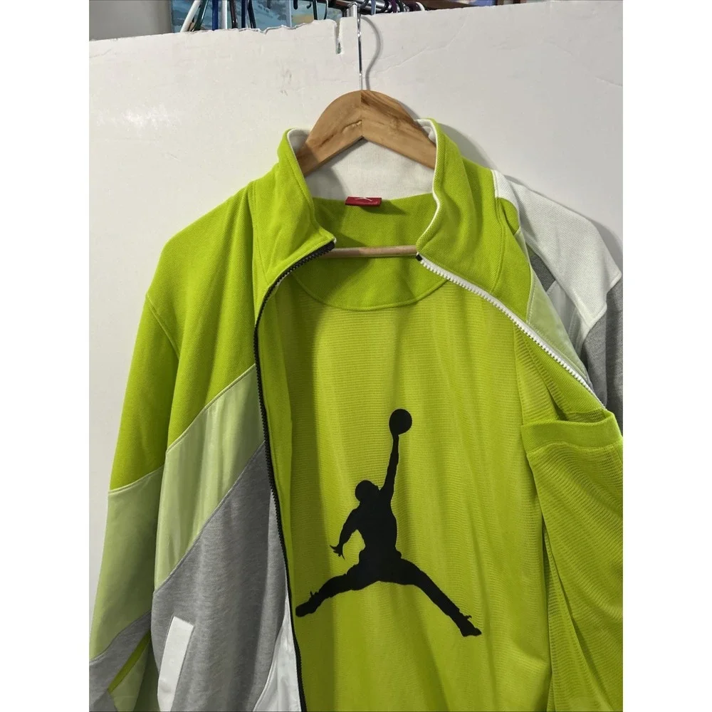 Jordan tomorrow ships
