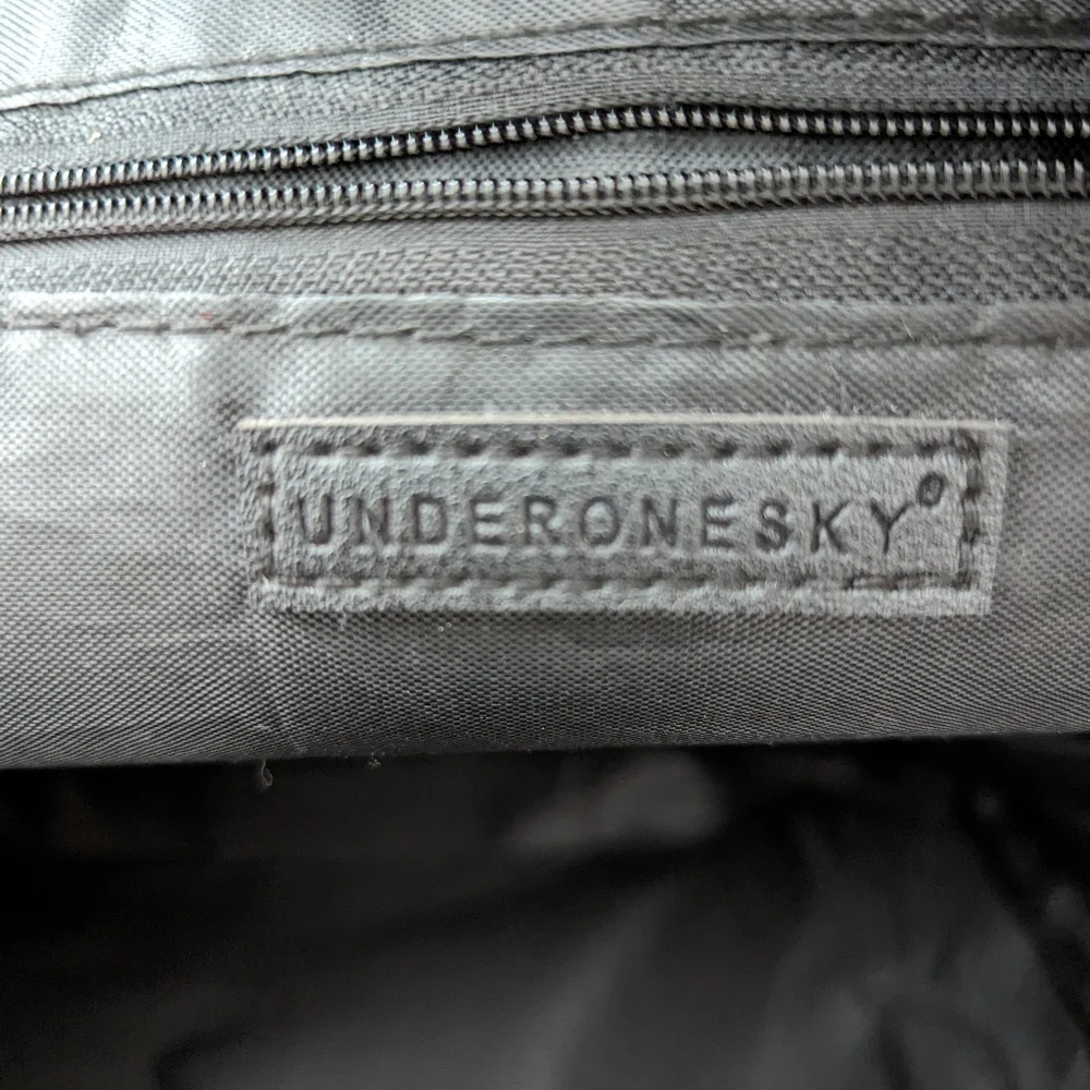 Under One Sky pockets light