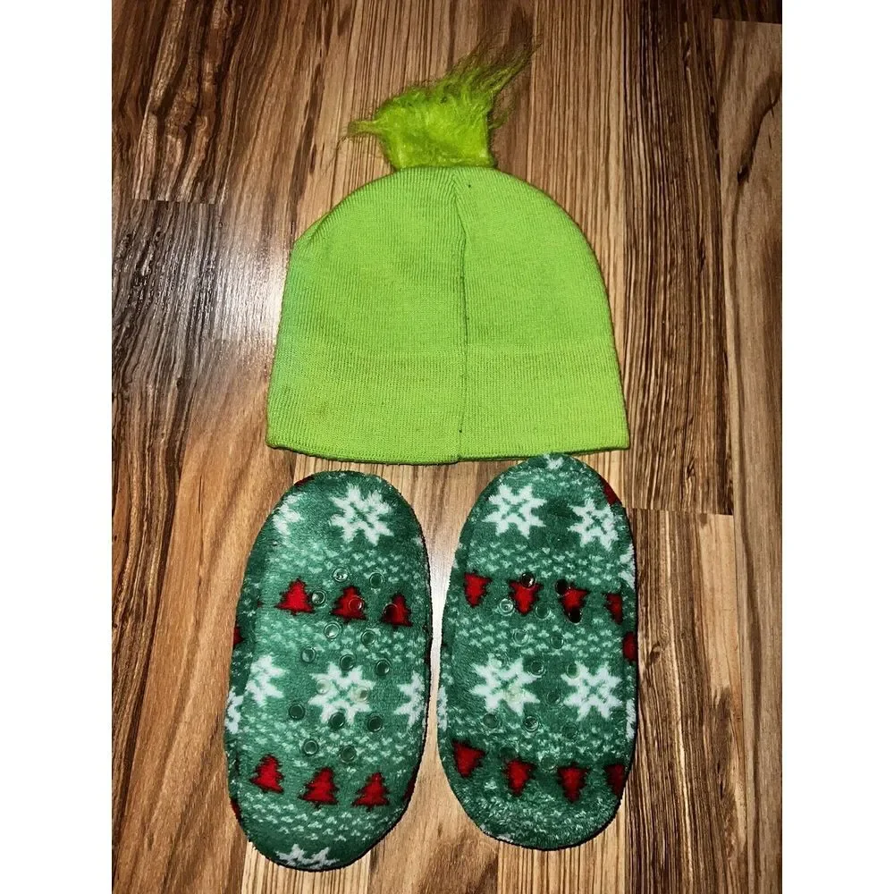 The Grinch Kids Dr Seuss Beanie‎ Winter Hat Green Knit One Size Slippers M/L