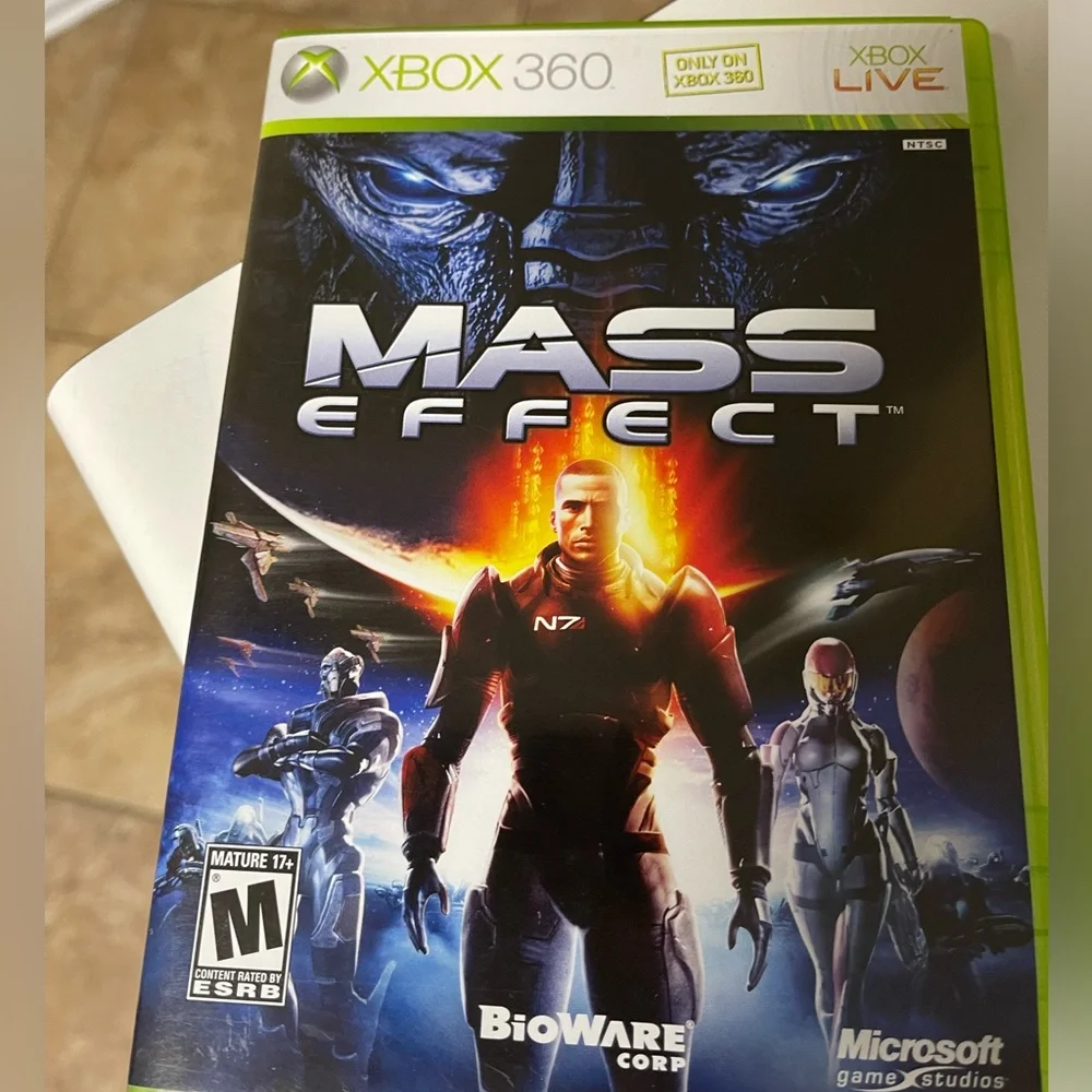 Xbox‎ 360 Mass effect video game