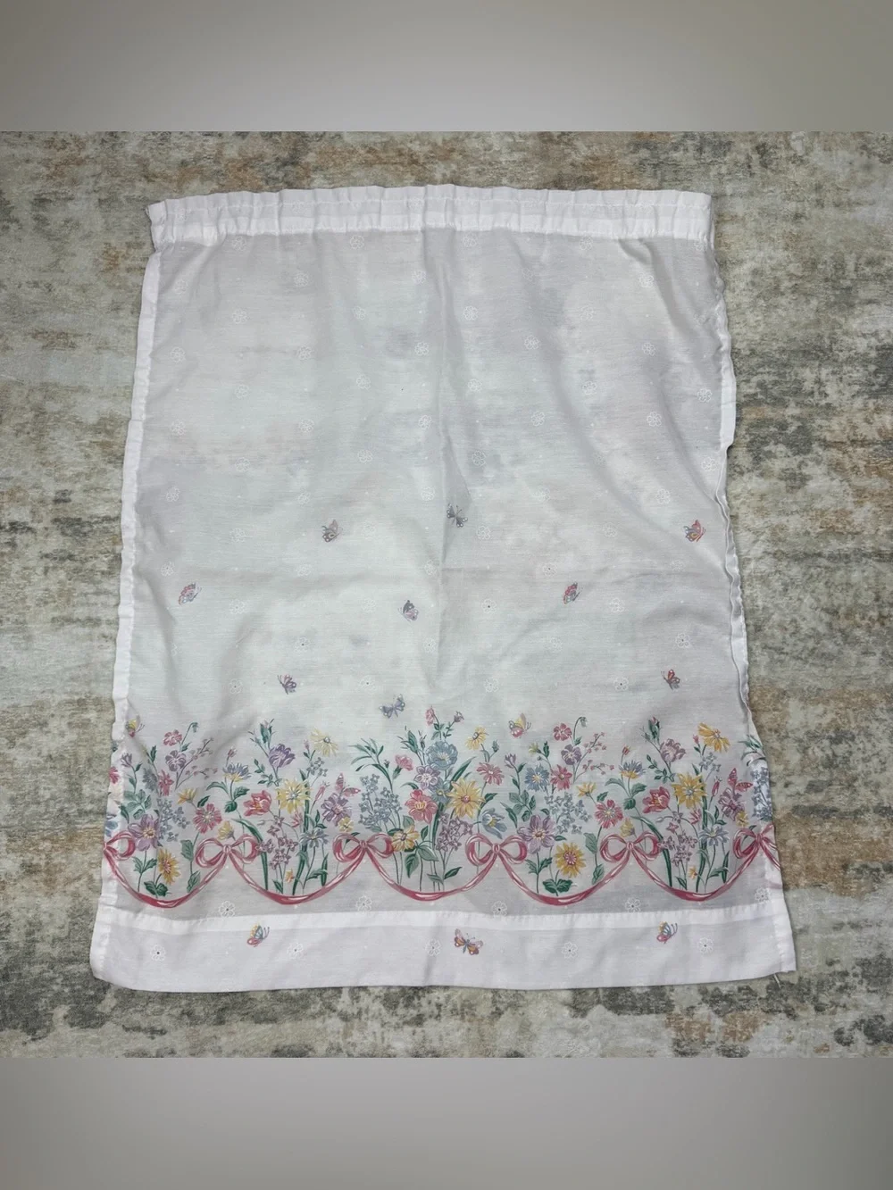 VTG Cafe Shabby Chic Cottagecore Curtain pair Butterflies bows flowers 29”x36”