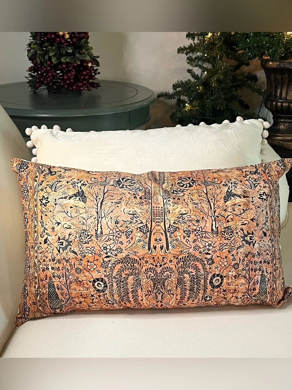 N/A pillow cover