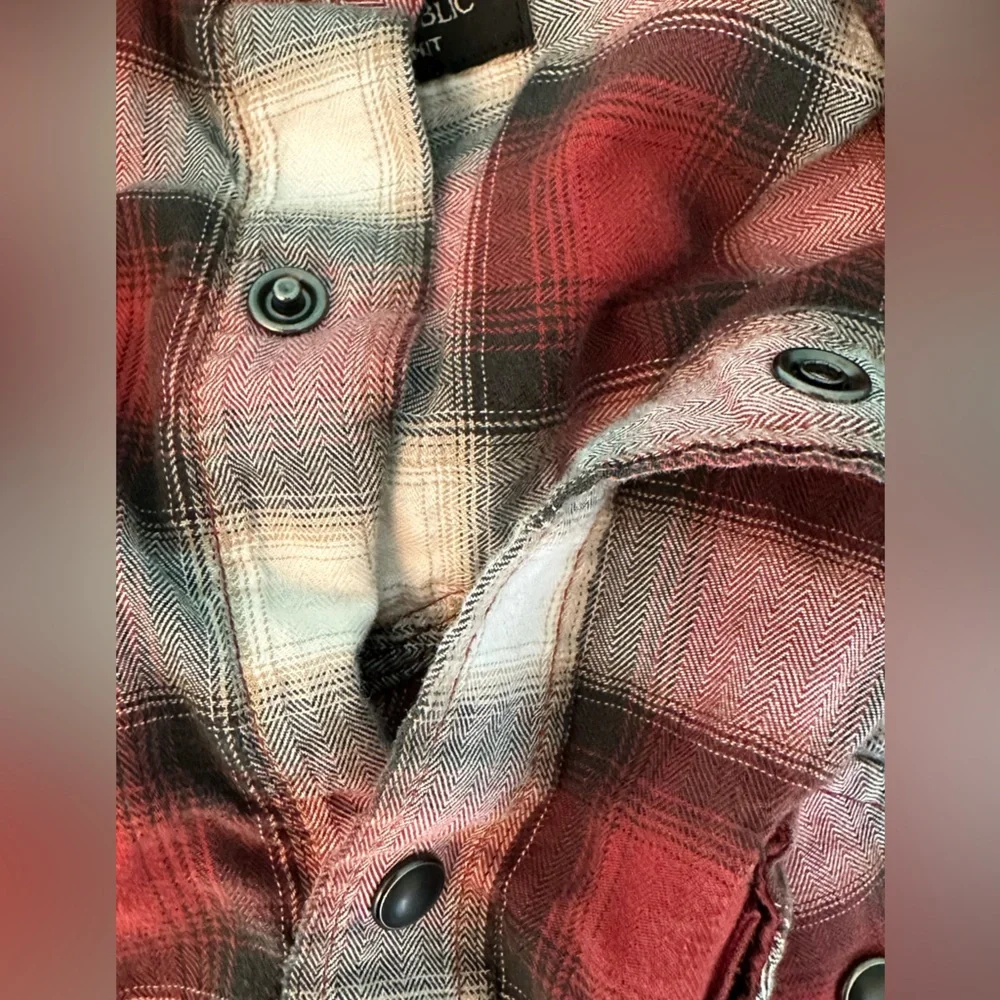 Banana Republic classic checkered