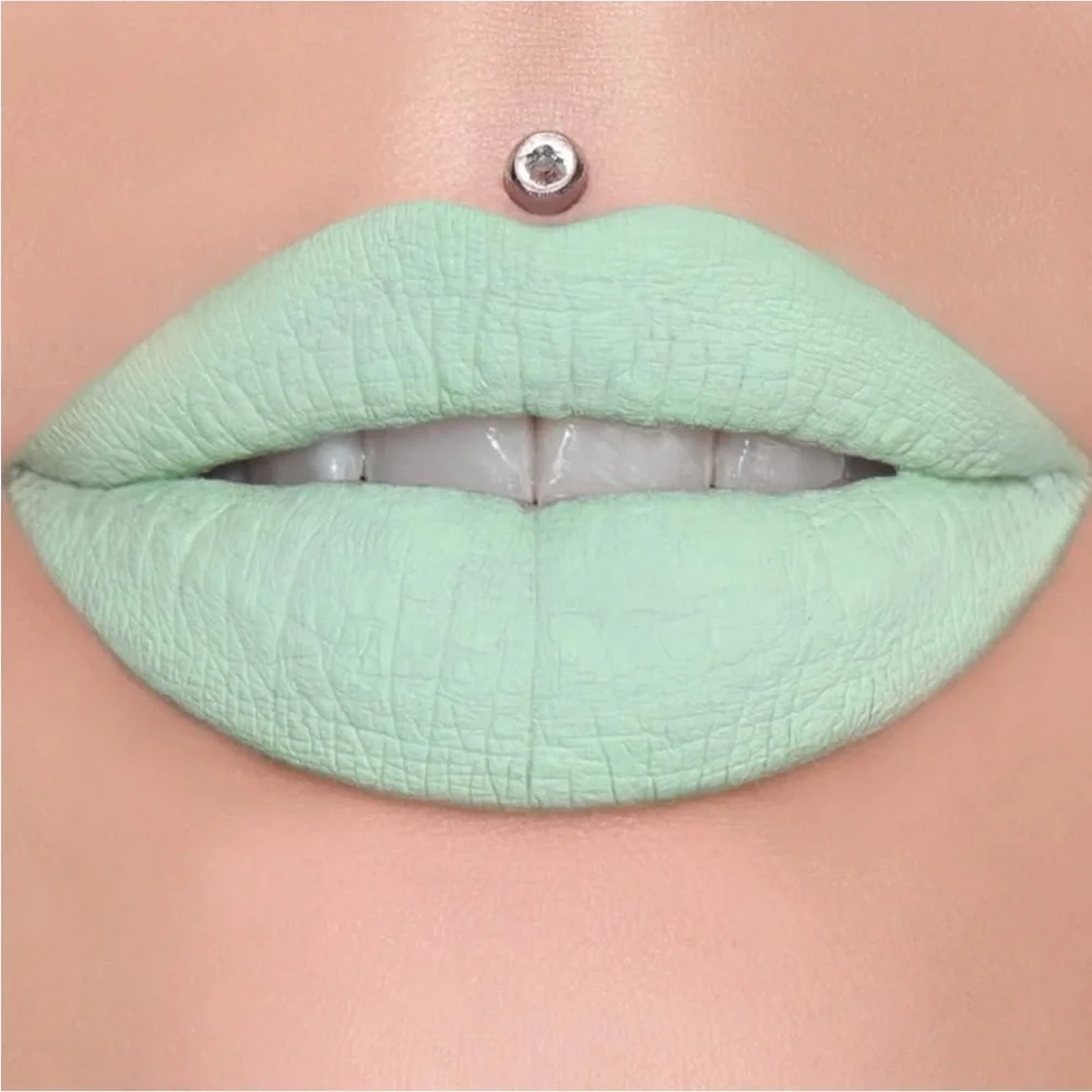 Jeffree Star vibrant mint