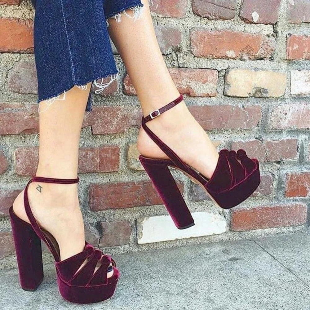 Aquazzura excellent size