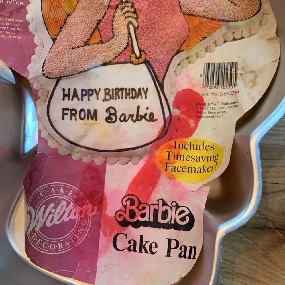 Wilton vintage barbie