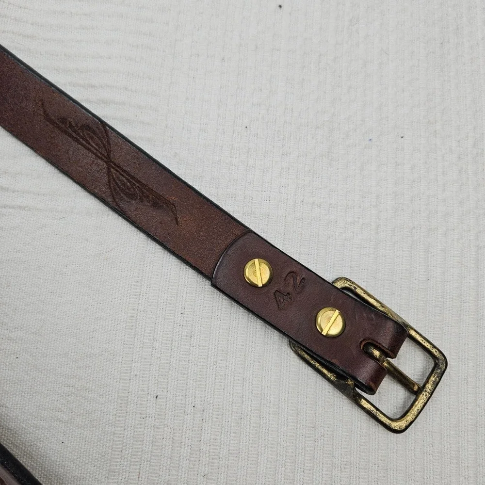 Hammered Brass‎ Buckle Leather Belt Men's 42 Brown