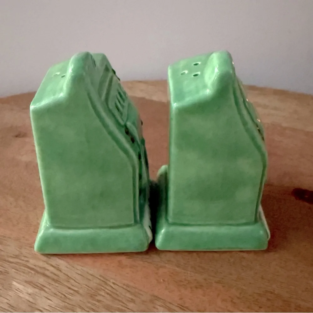 Green Casino Themed Salt and Pepper Shakers- Las Vegas