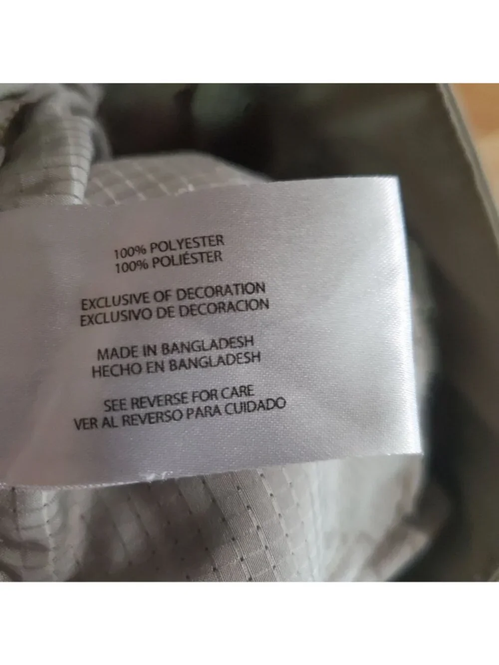 Banana Republic button closure