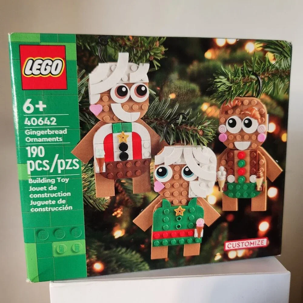 NEW Lego Gingerbread Ornaments Christmas Tree Decor Building Set 40642 Includes