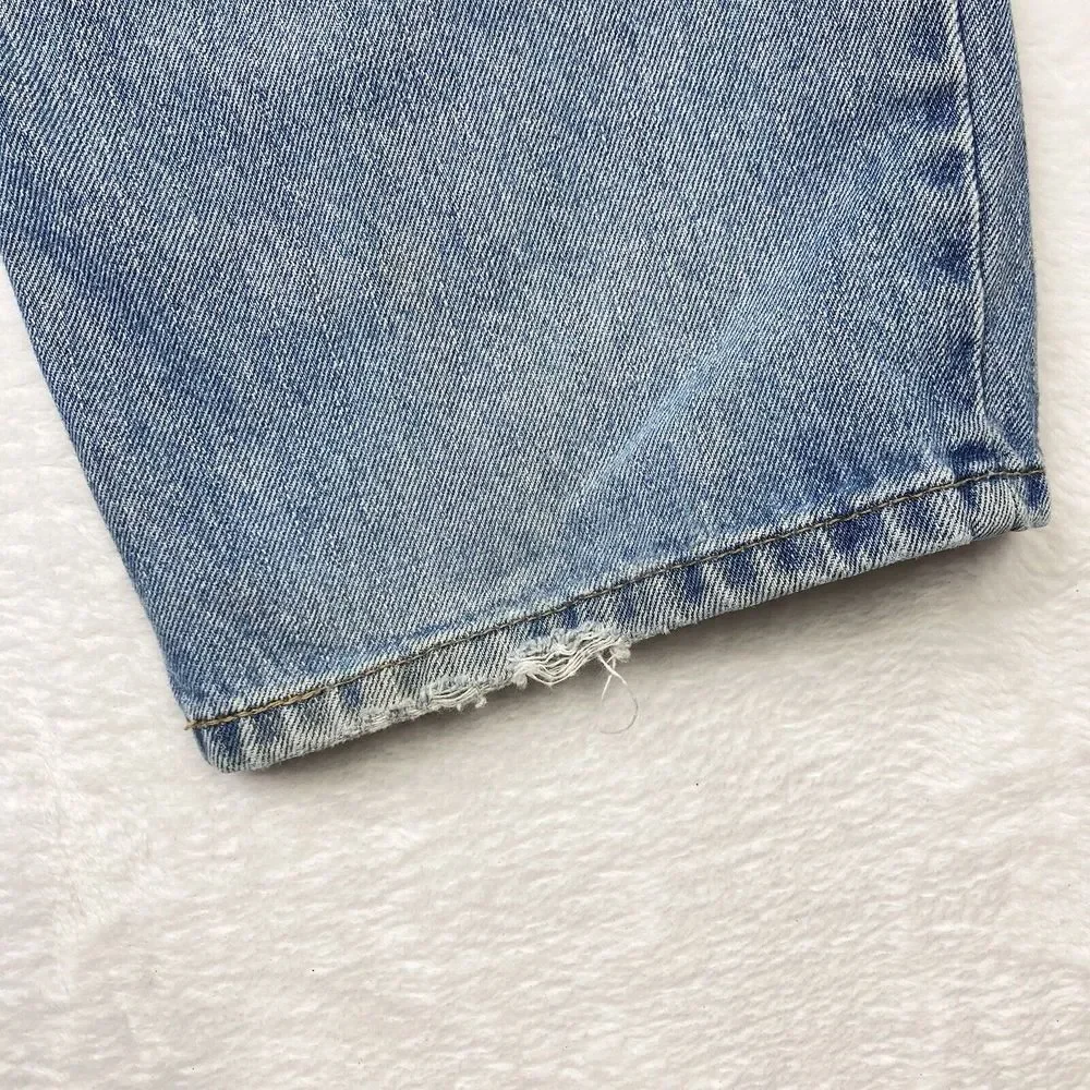 Levis very good