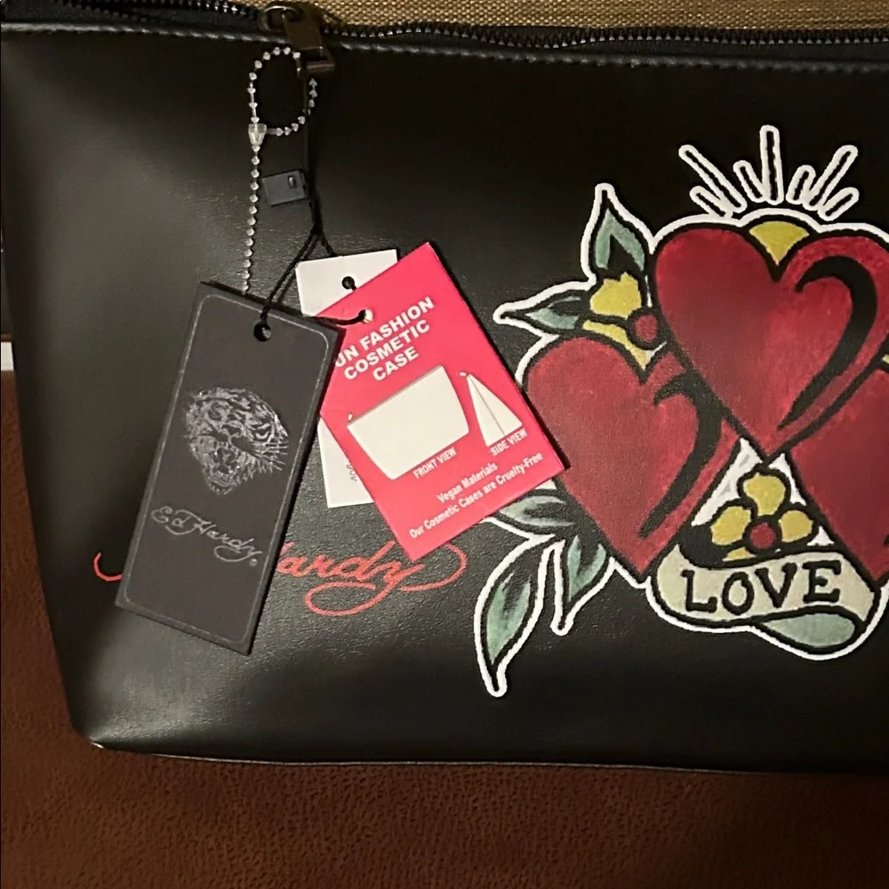 Ed Hardy chic ed