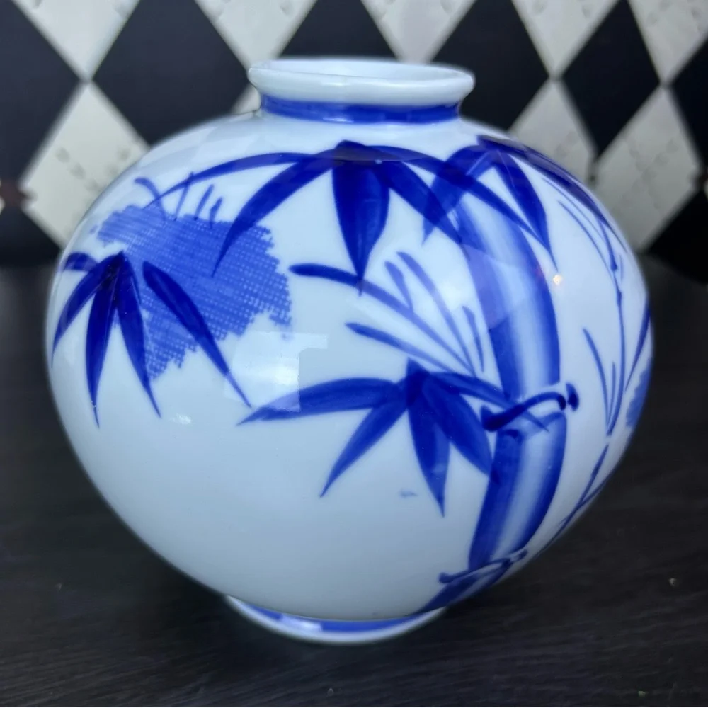 Blue White Porcelain Bamboo Vase Chinoiserie 6.5”‎ Grandmillenial Japan Decor