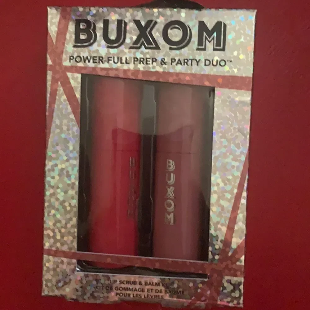 Buxom full sized