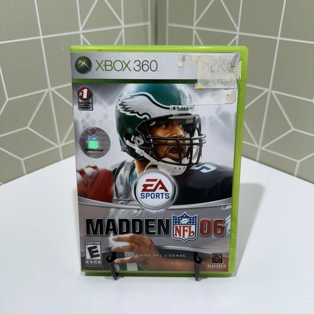 Madden 06 NFL - Xbox‎ 360 EA Sports - Rated E Video Game