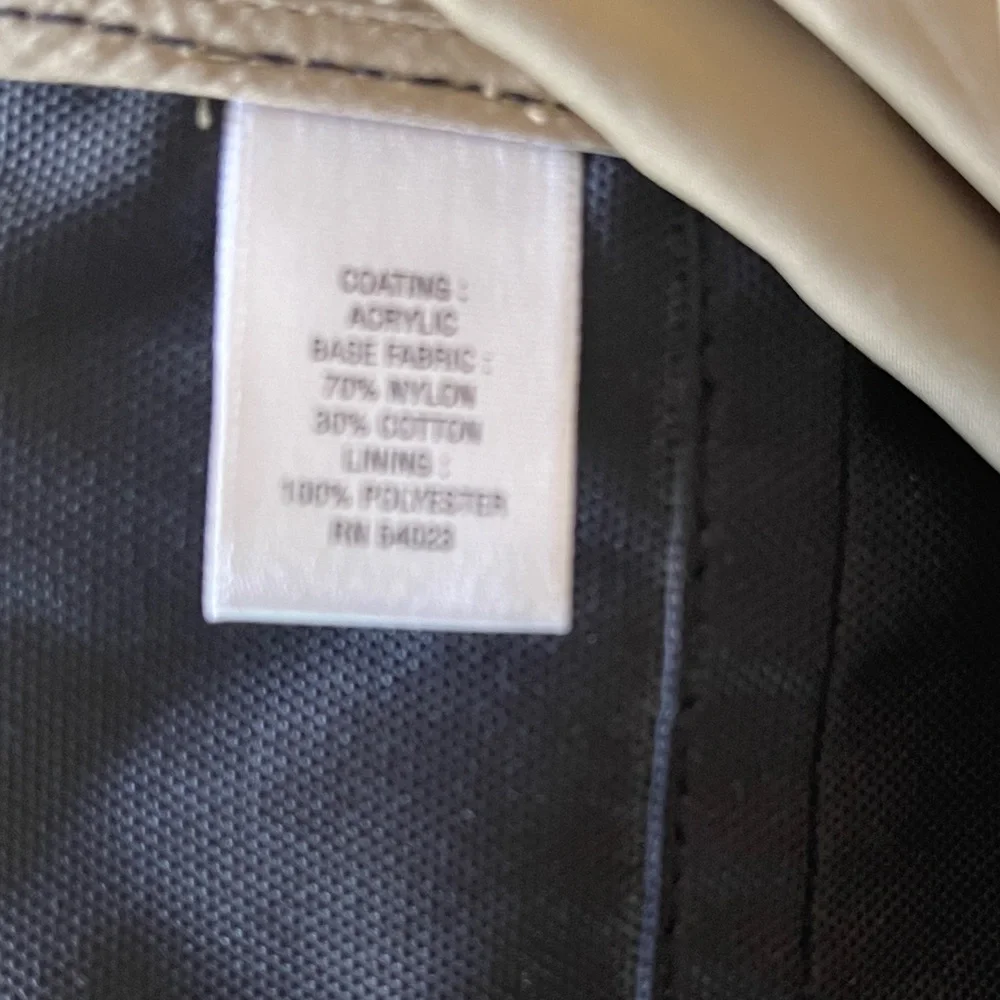 Banana Republic late identical