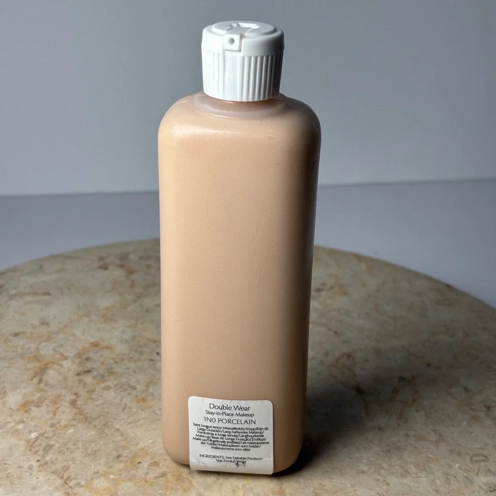 Estee Lauder Double Wear Stay-in-Place Makeup 1N0 Porcelain Foundation Jumbo 6.7