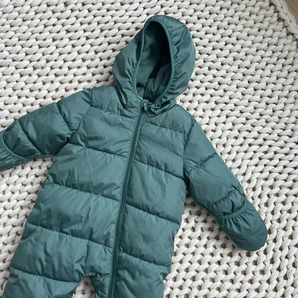 Old Navy hood suit