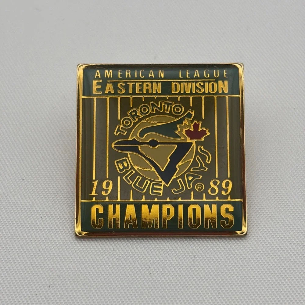 MLB Baseball 1989 Toronto Blue Jays‎ Eastern Division Champions Lapel Hat Pin