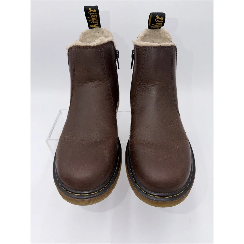 Dr. Martens product pair