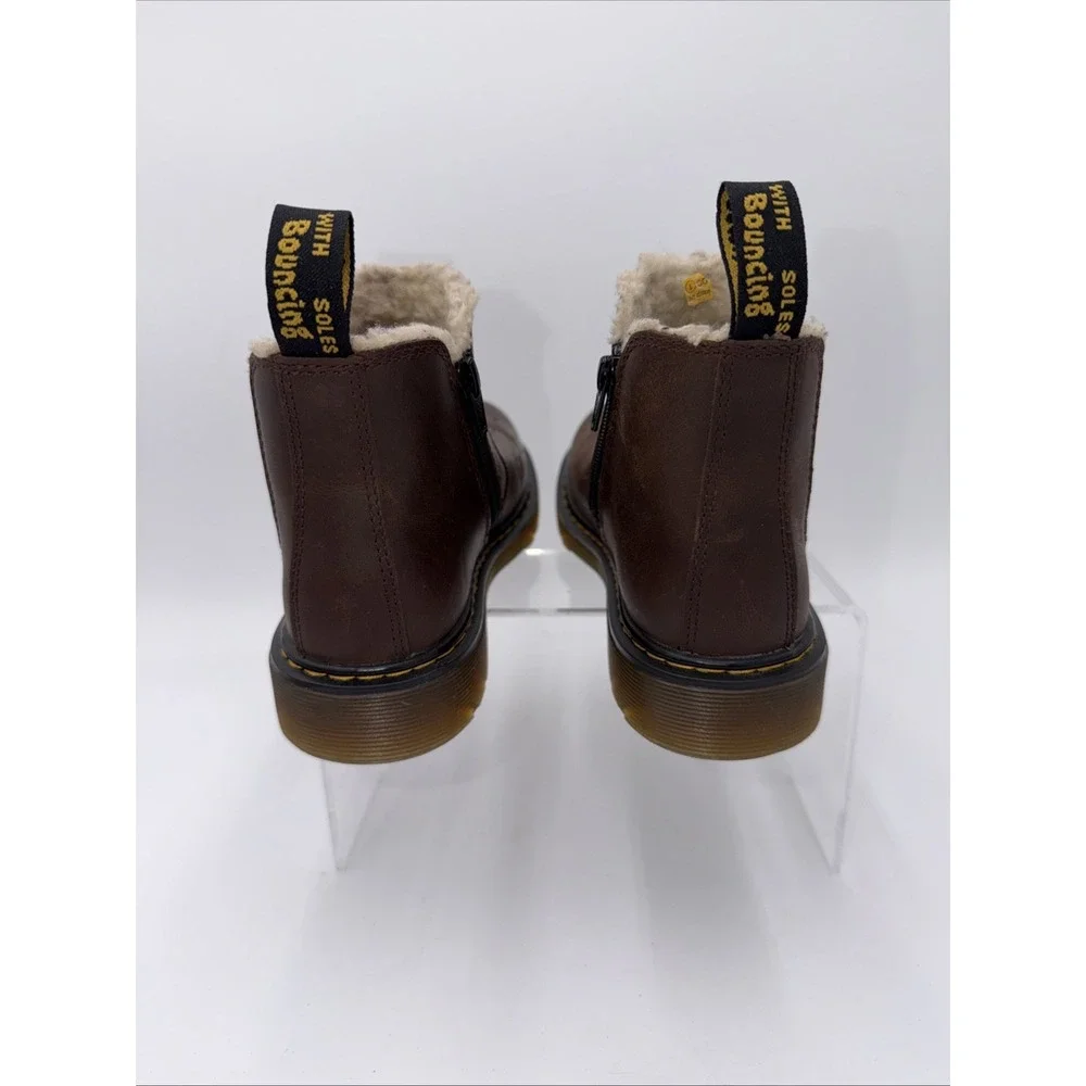 Dr. Martens product pair