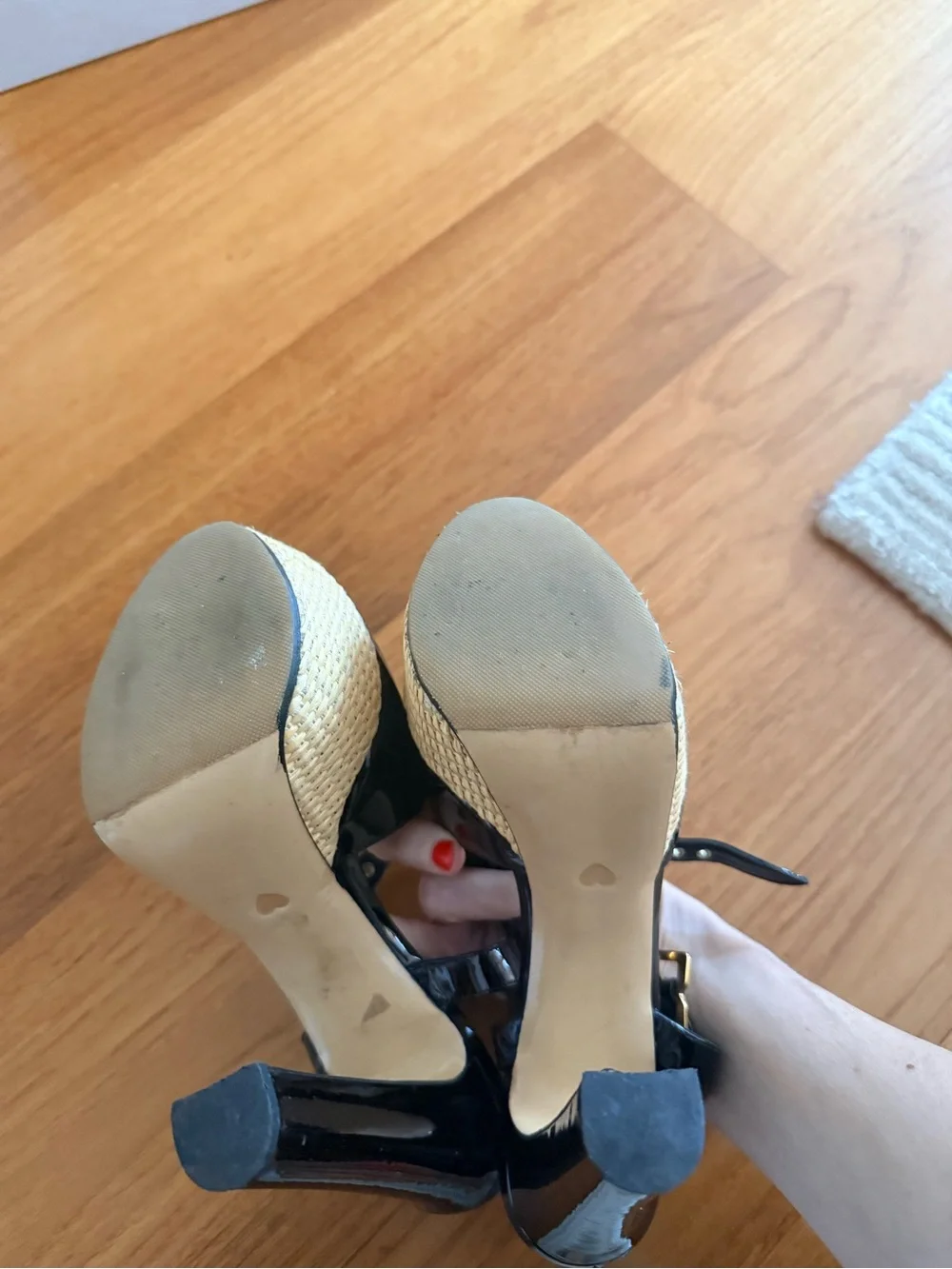 Moschino tear photos