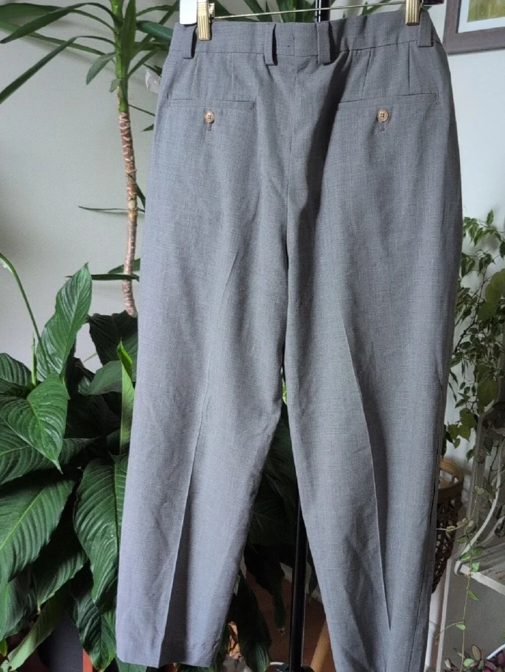 Lands End crease pockets