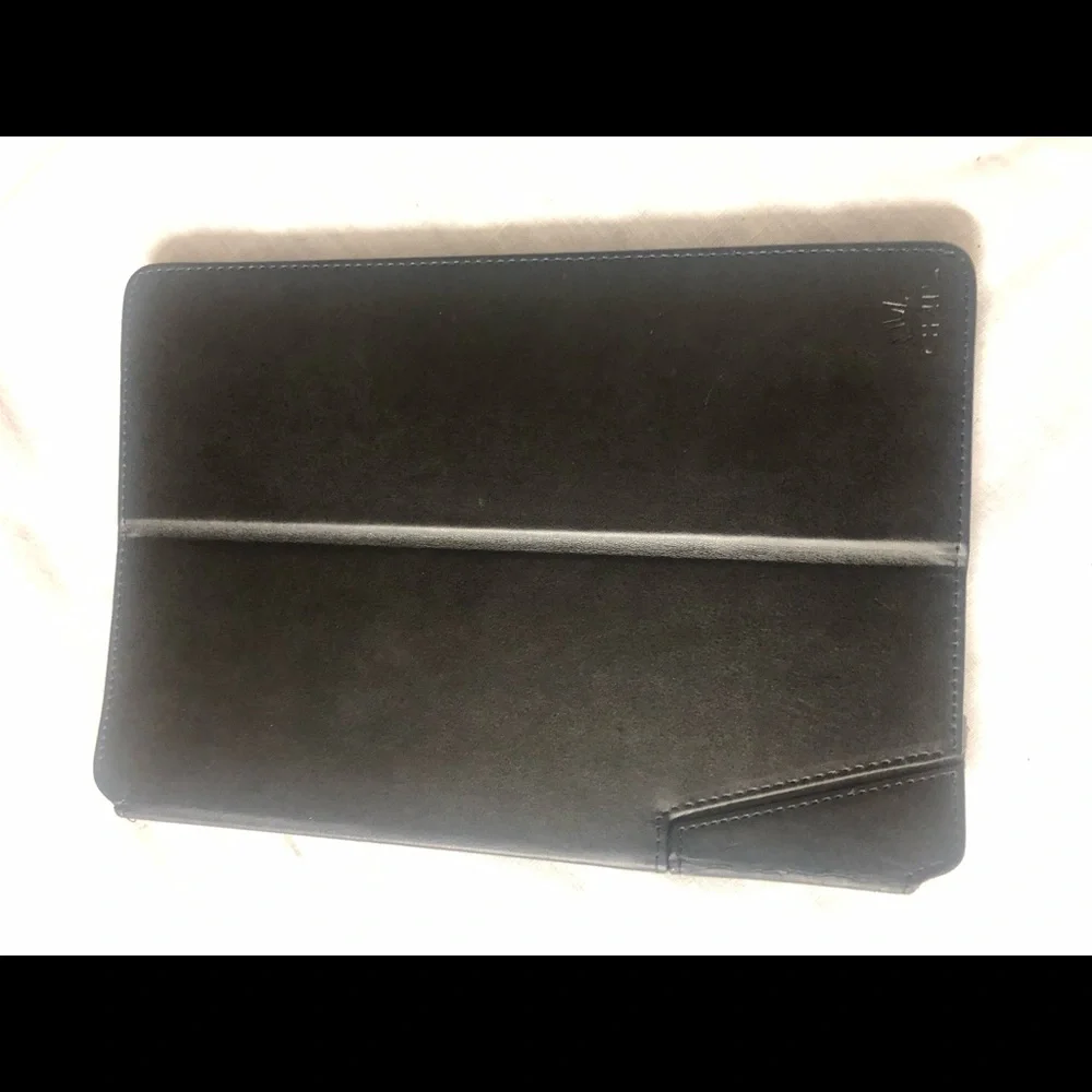 N/A black case