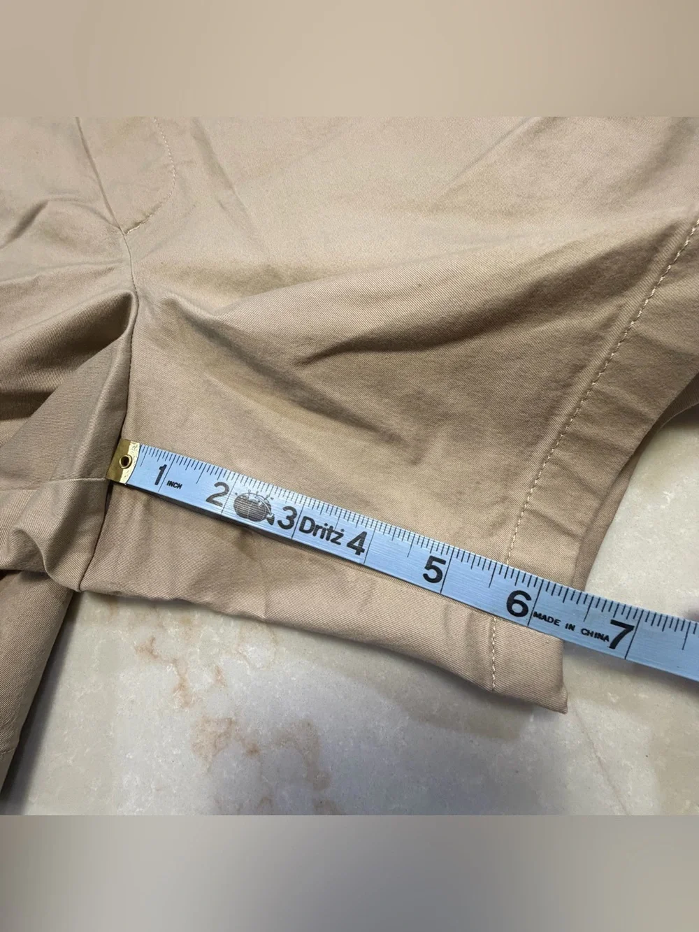Banana Republic Men’s Aiden Chino Shorts Beige Size 40 6.5” Inseam