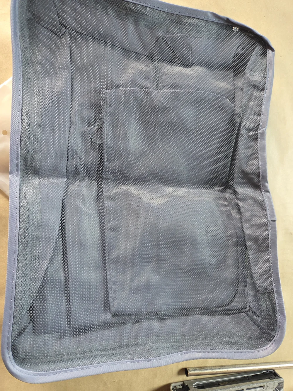 🍍 Mesh Garment Bag Organizer