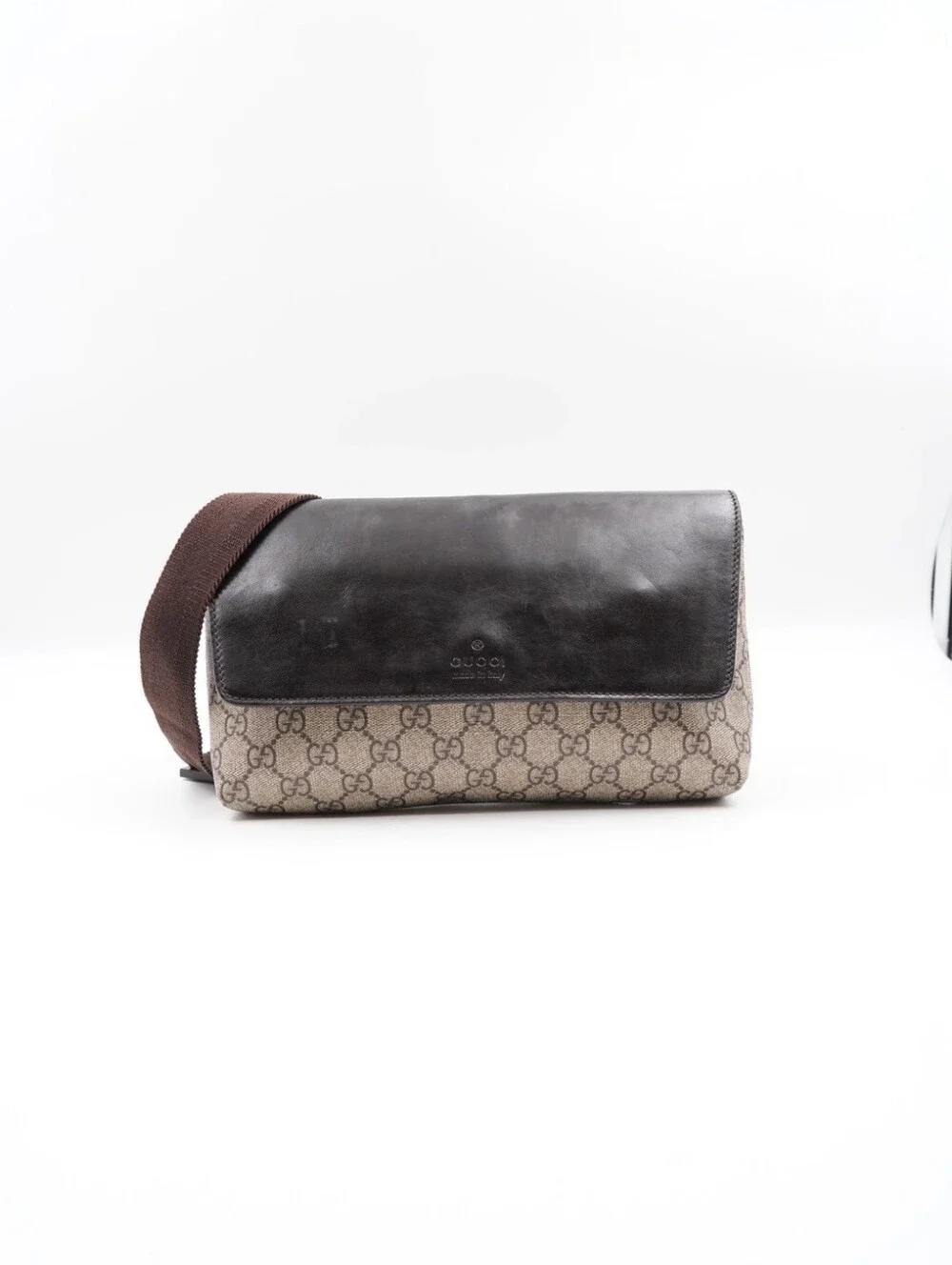 CM12 💗 Gucci Monogram Canvas Belt Bag