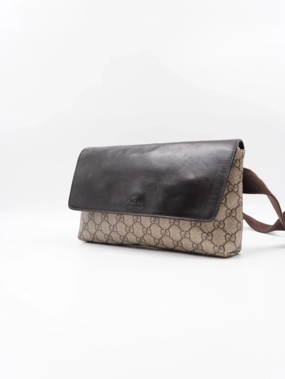 CM12 💗 Gucci Monogram Canvas Belt Bag