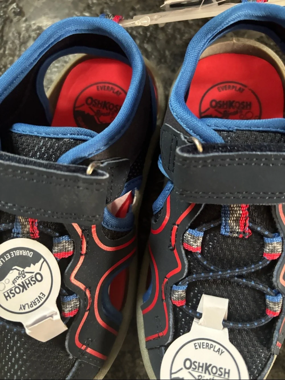 OshKosh Bgosh wear hook durable