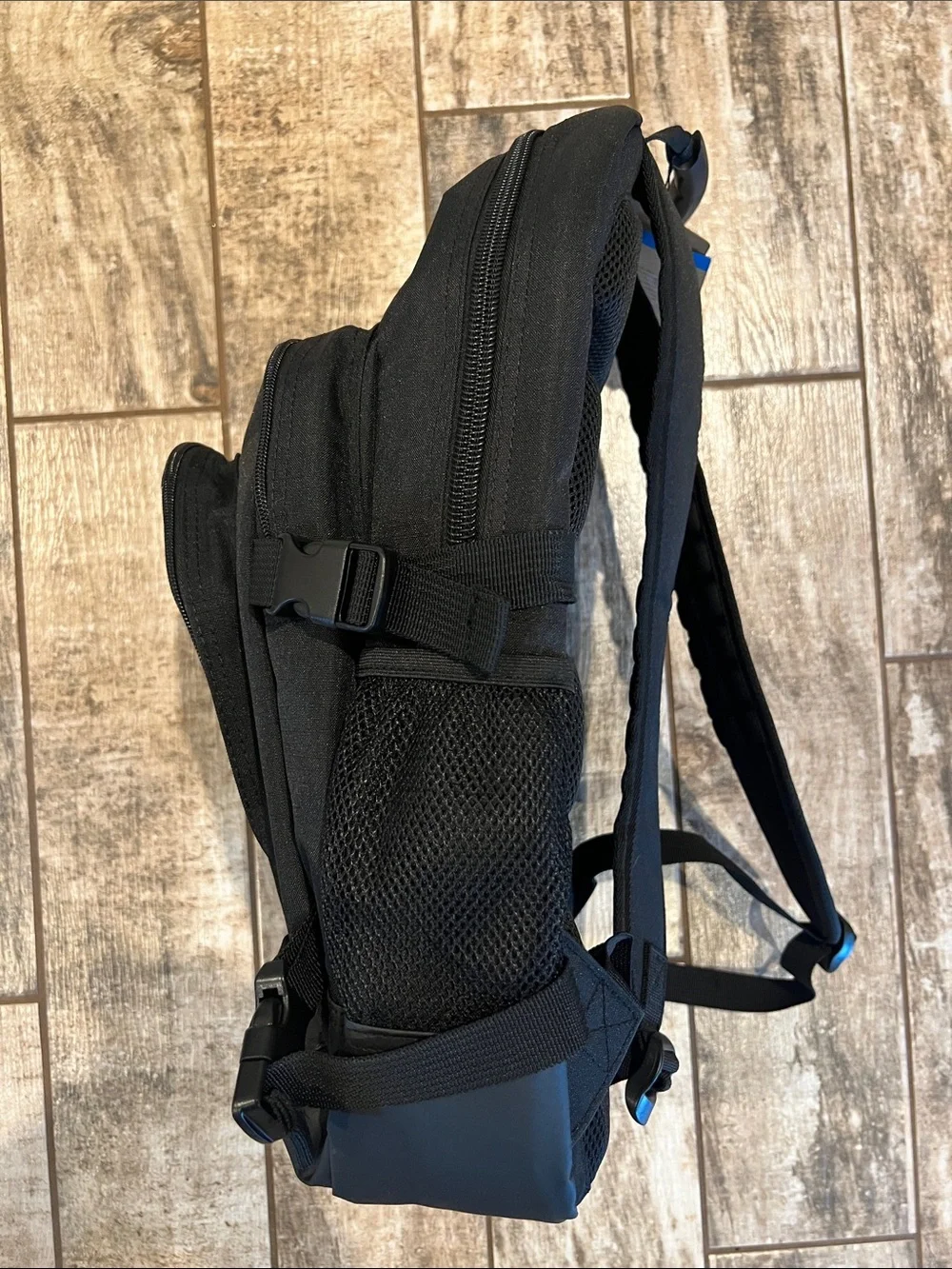 Techproducts360 black backpack