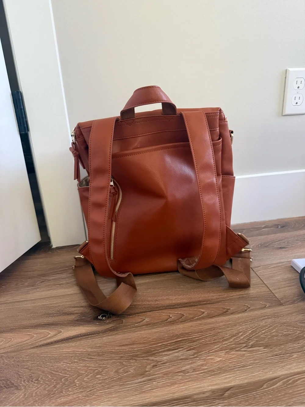 Elkie & Co Capri Diaper Bag, vegan leather